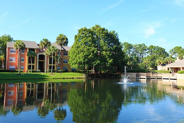 granite_porpoise_bay_lake_tree_fountain_IMG_2434