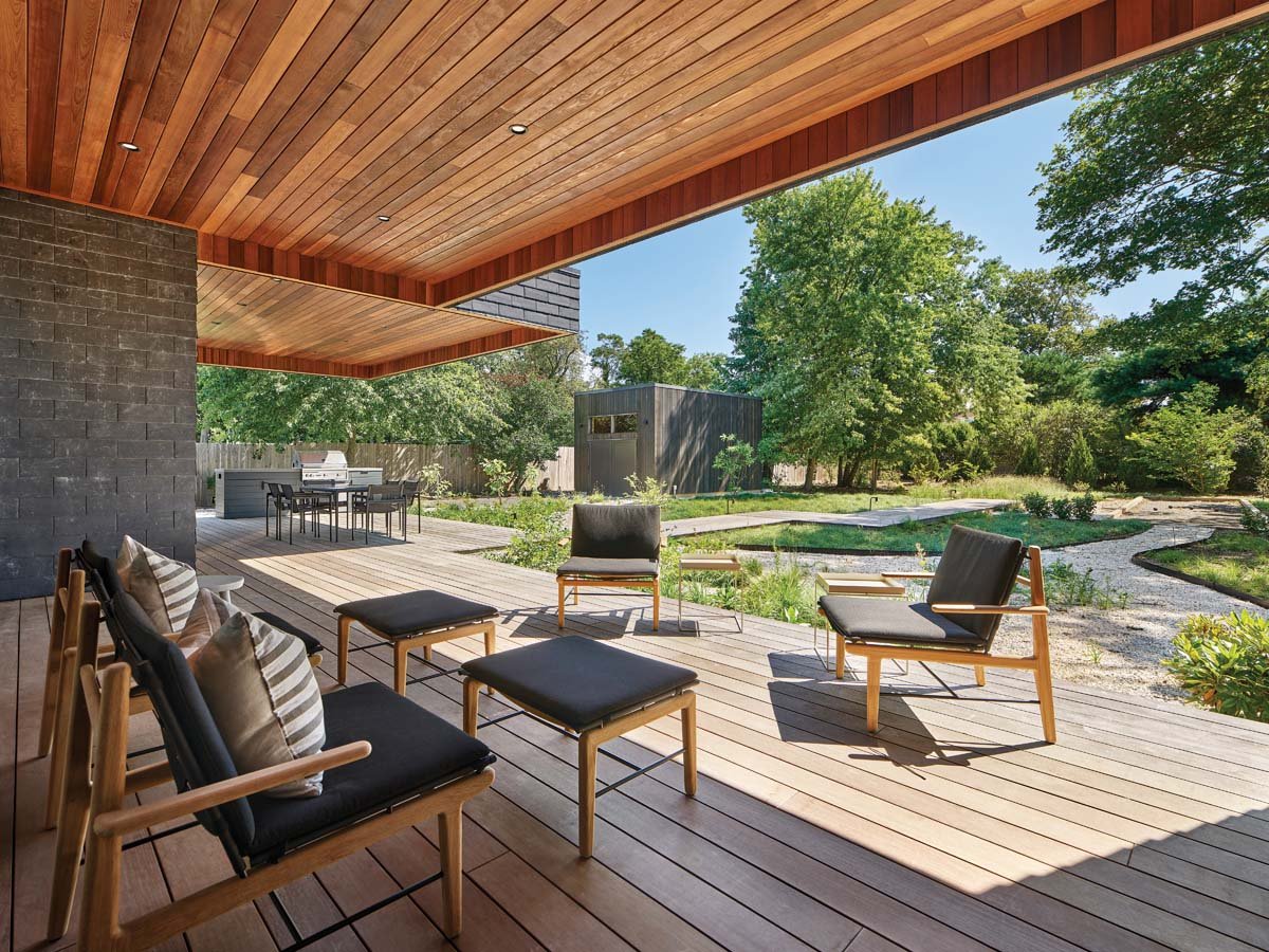 Indoor-Outdoor Connection Makes This Prefab Passive House Shine ...