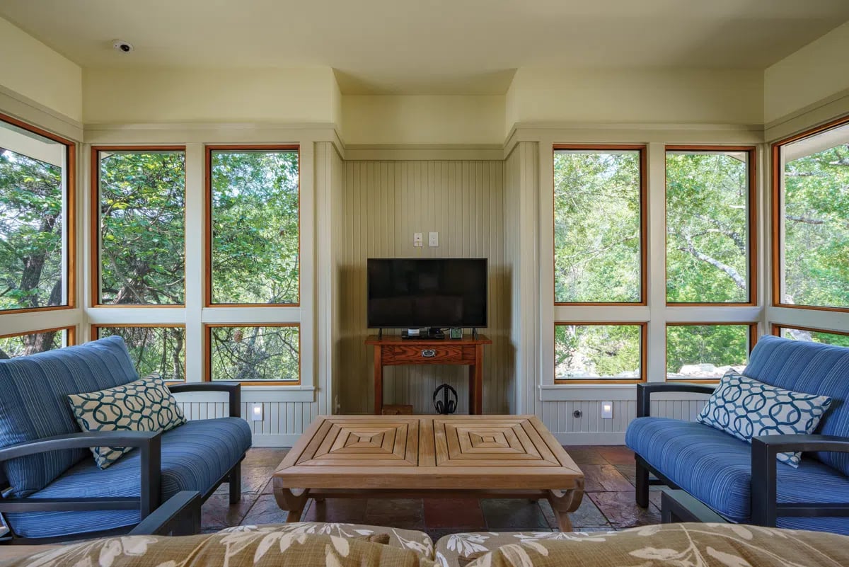 Window - Hillside Retreat - Barley Pfeiffer Architecture