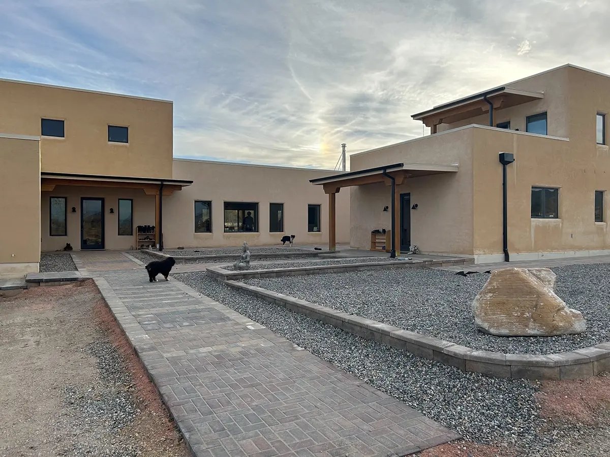 Frog Belly Farm courtyard 1