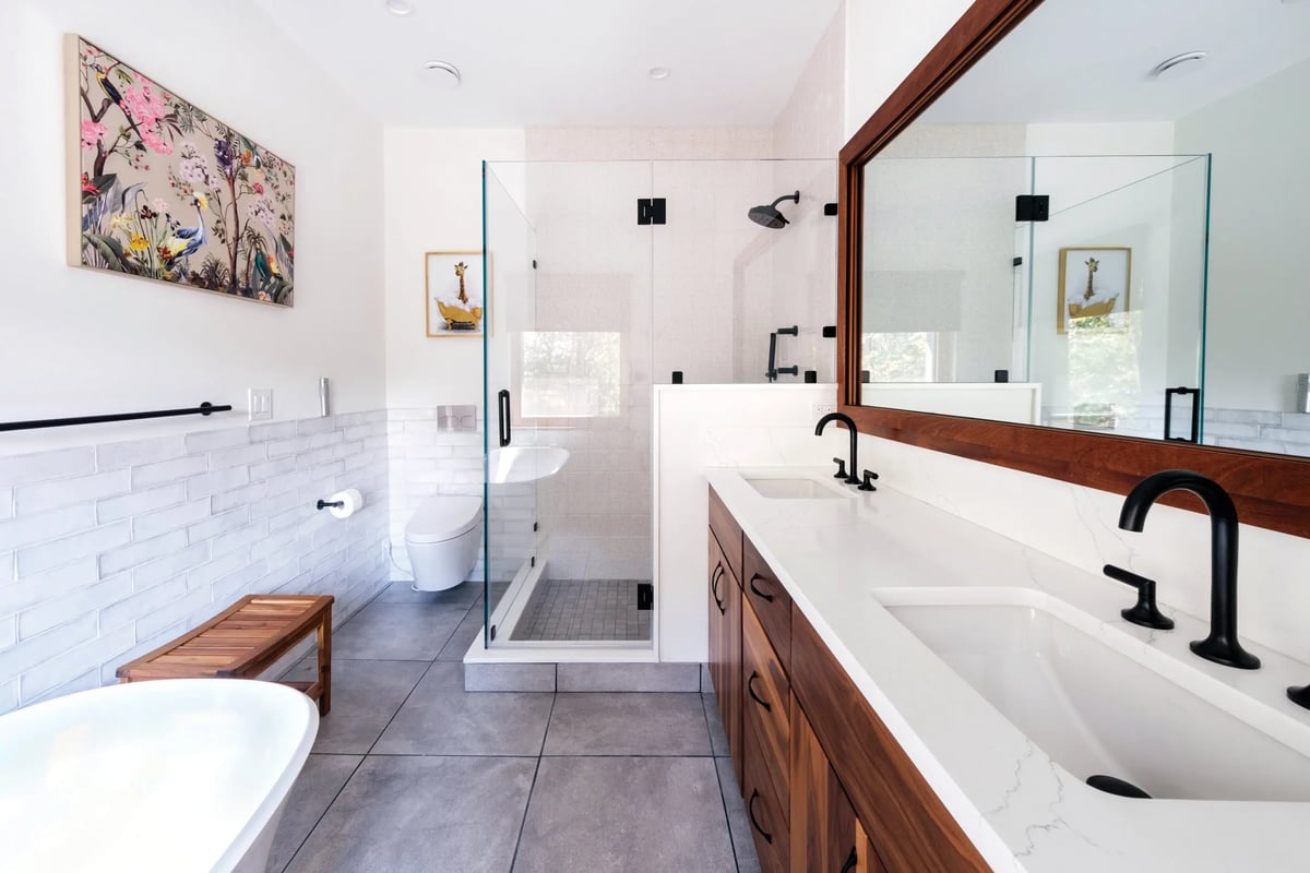 Colombini House bathroom