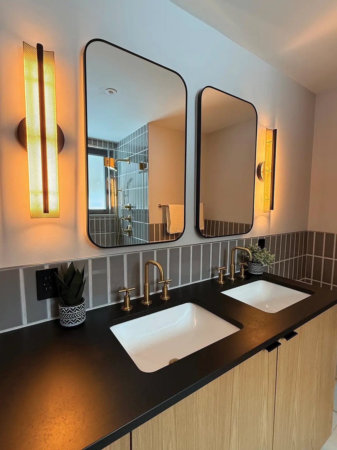 Red Hill Primary Bathroom 2_300dpi