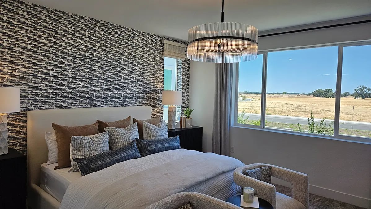 01 Beazer - Window and LED 1