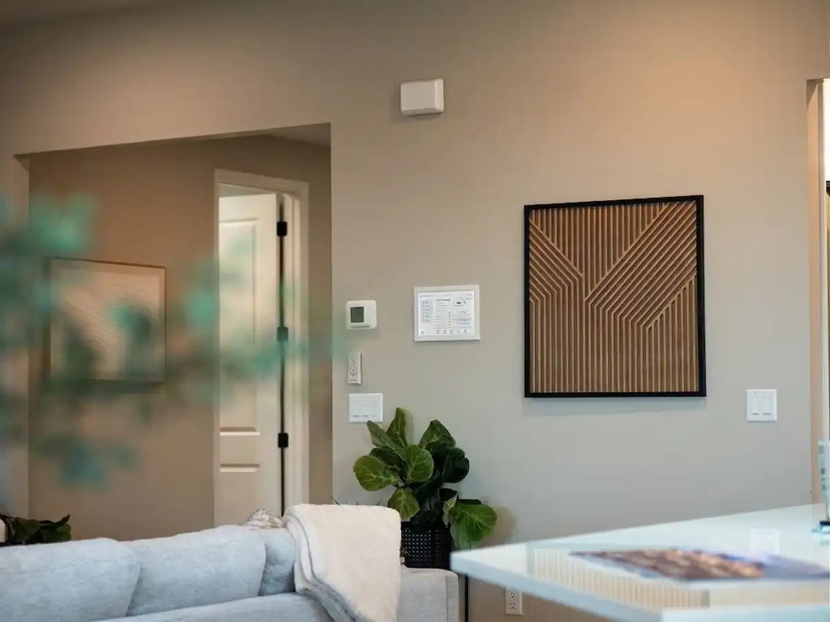 GB0326_Smart Home_Panel_RIoT