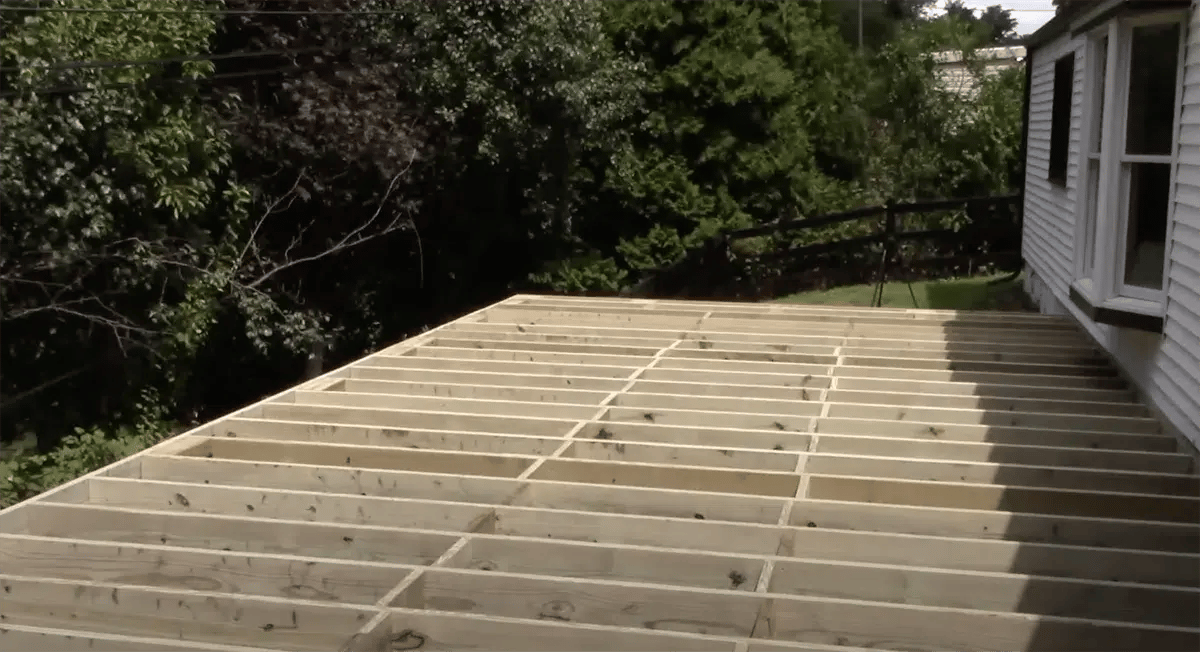 Mark_Theresa_MyFixitUpLife_RailFX_deck_blocking