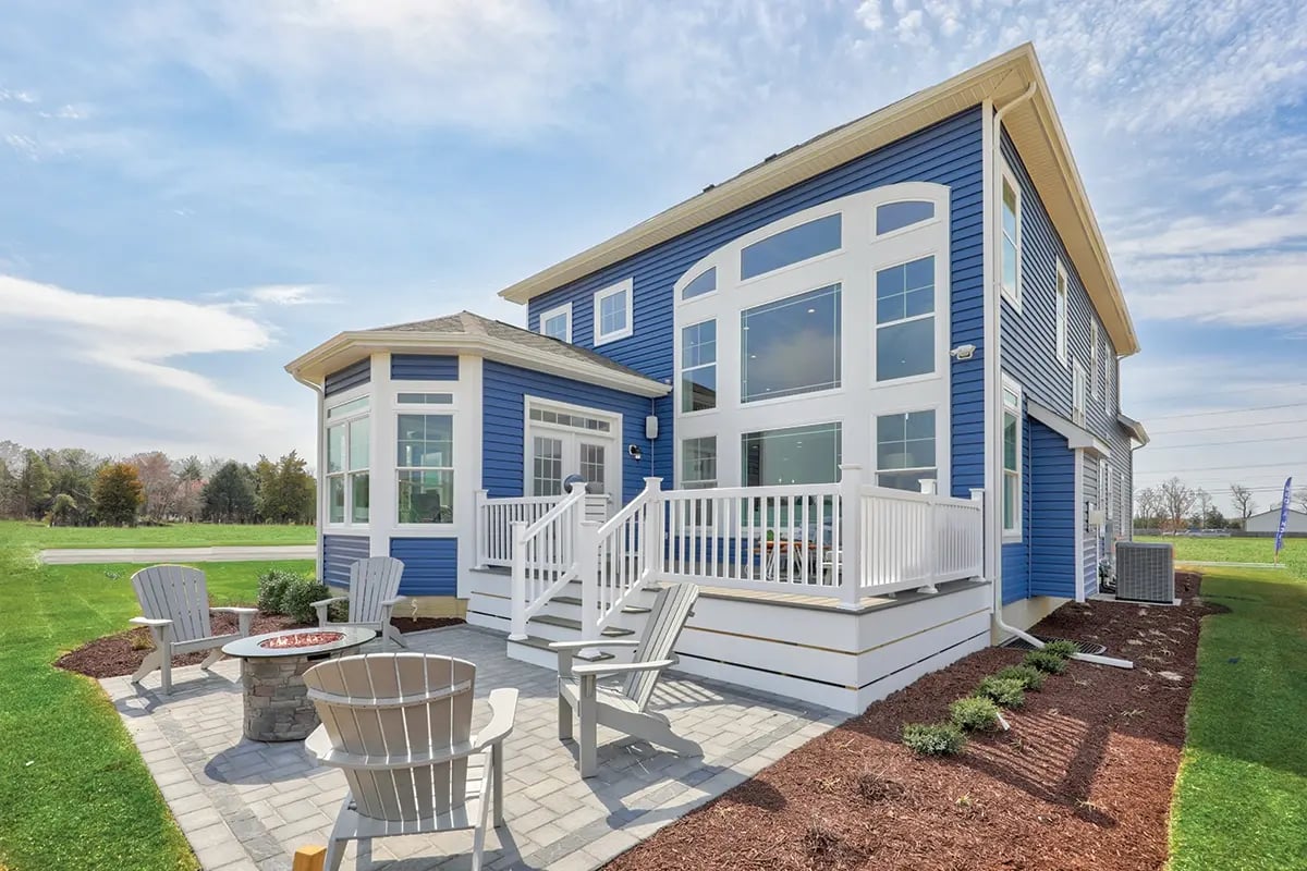 Peterman II exterior fix grass-4