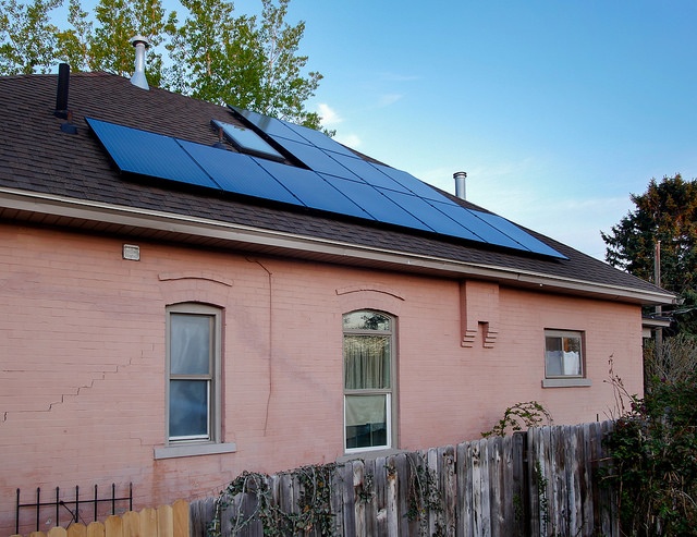 solarhouse.jpg