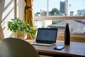 6 Hallmarks of a Sustainable Home Office in 2023