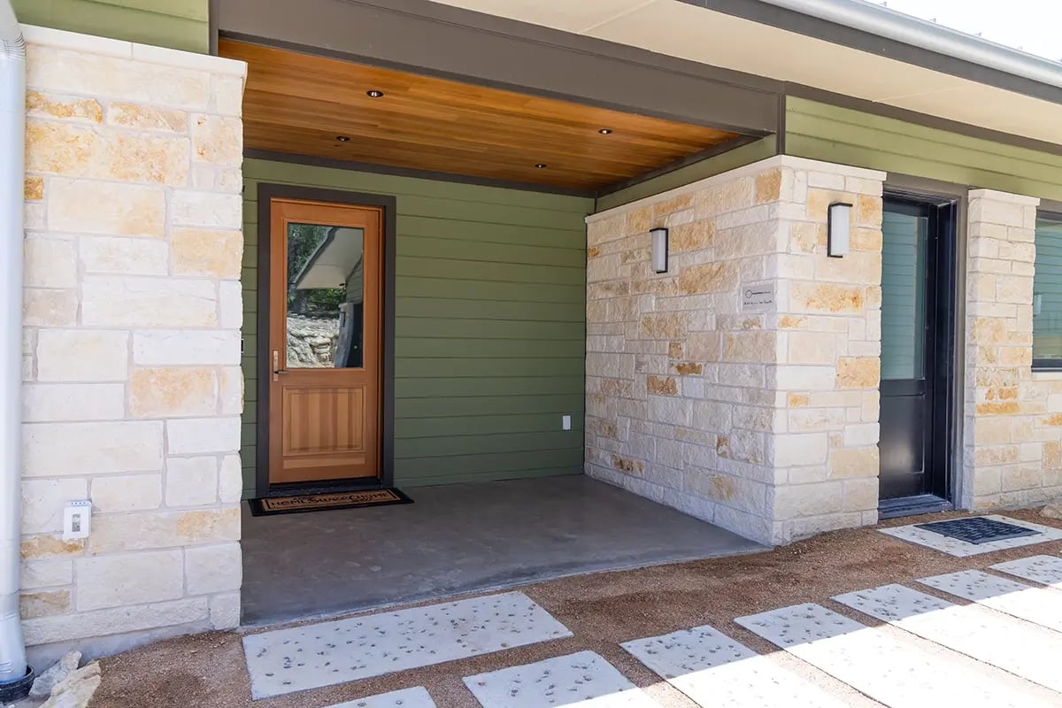 VH Austin - Front door 300