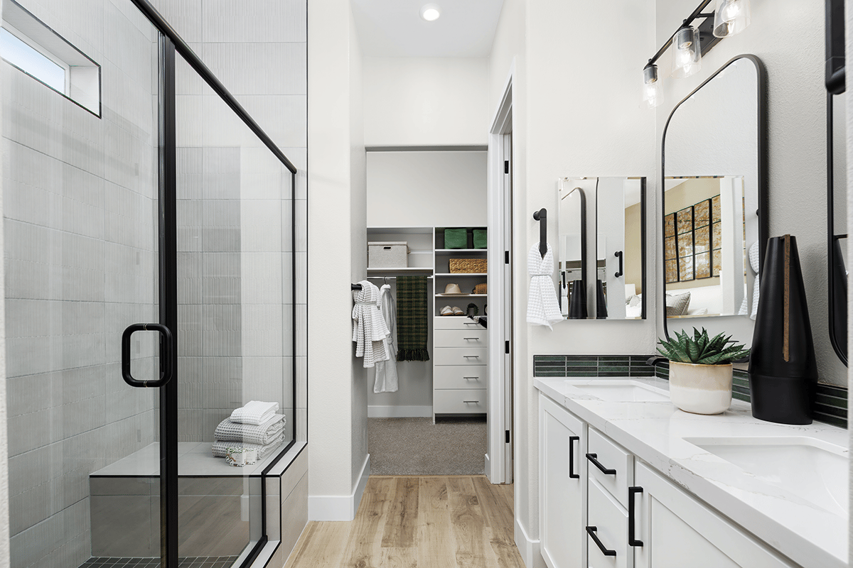 VH Vegas - Aria Crossing Vision bathroom 300