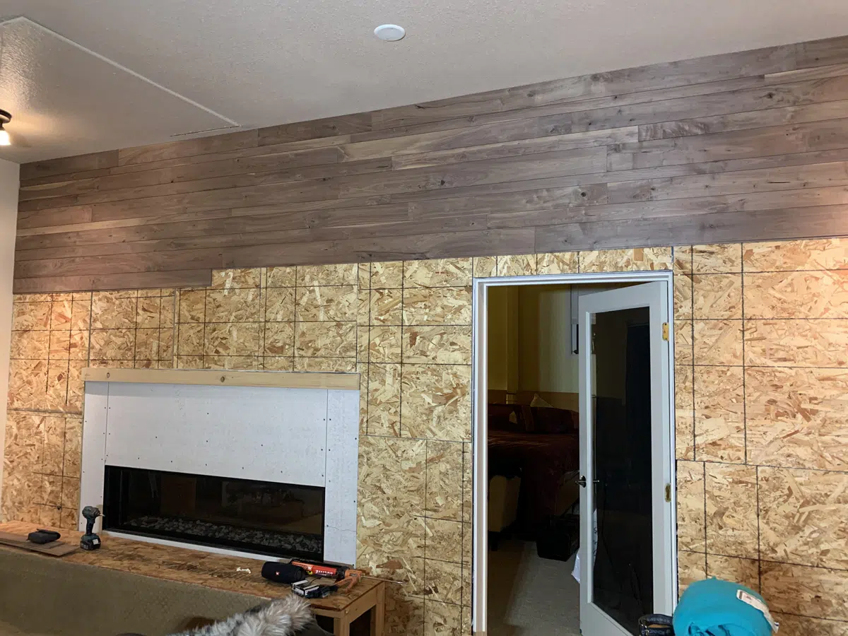  reclaimed walnut veneer 
